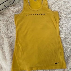 💛 Livestrong Nike Tank 💛